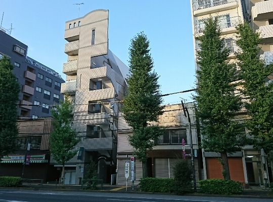入居している上荻マルモビル
